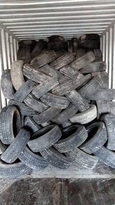 Loading image when exporting used tires(to South Asia)